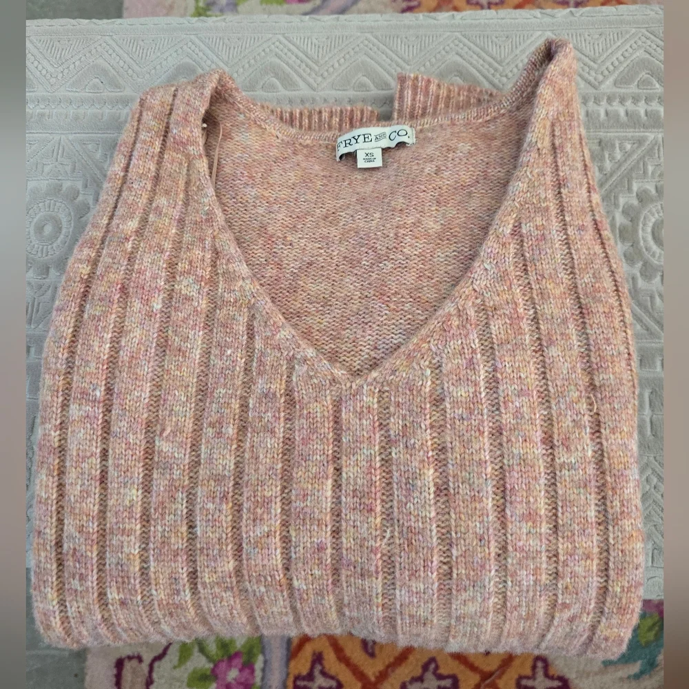 FRYE & CO Puff Sleeve Fancy Knit Boho V Neck Sweater In Apricot NWOT